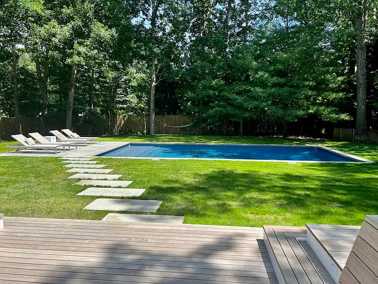 253 Norfolk Dr — Photo 29