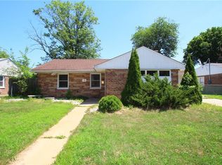 15 Gurley Rd, Edison, NJ 08817