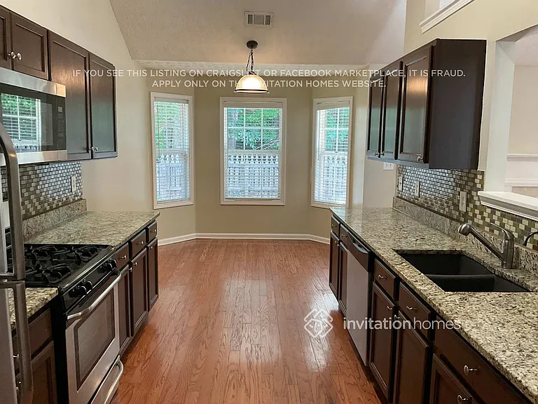 680 Mattie Farm Pl — Photo 5