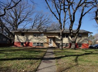 8996 Jackson Ave APT D, Circle Pines, MN 55014