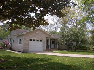 60 Holly Dr, Waretown, NJ 08758