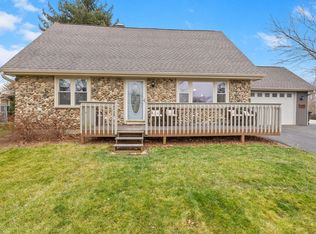 6102 242nd Ave, Salem, WI 53168