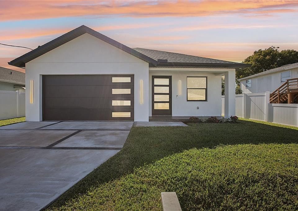 1st image of 3020 W FRIERSON AVENUE