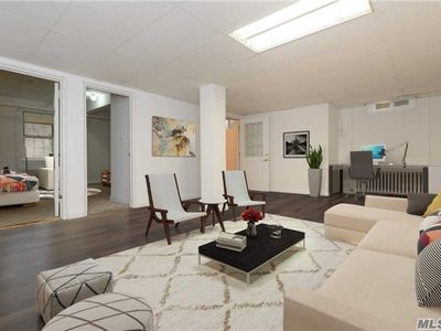 36 Hamilton Pl APT B, Garden City, NY, 11530