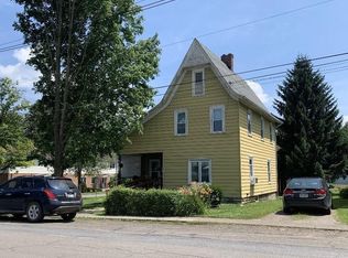 146 E 2nd St, Canton, PA 17724