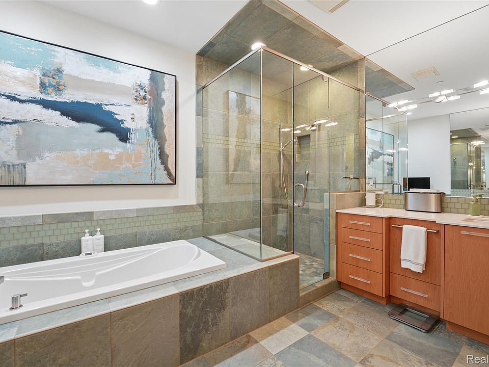 801 W Ann Arbor Trl Suite 306, photo 15