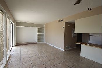 1st image of 812 E Redondo Dr