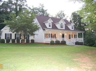 4201 Happy Valley Cir, Newnan, GA 30263
