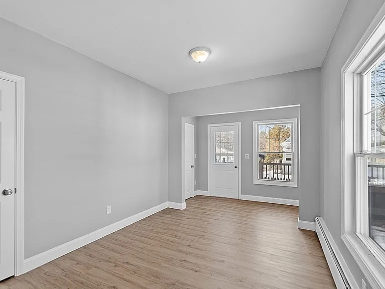 18 The Clearing St #1 — Photo 12