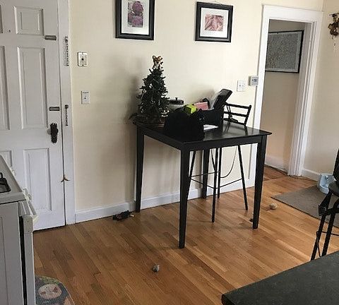 5th image of 74 Whiton Ave