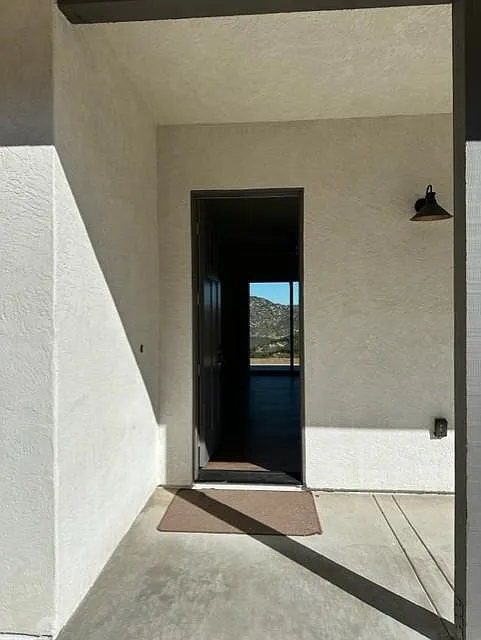 2 bed, 1200 sqft, $3,500 — Photo 3