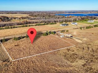 25 Turtle Bay Cir, Perham, MN 56573