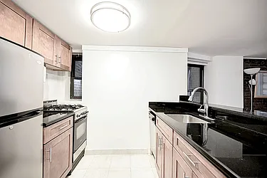 Rented by Urbane Brokerage