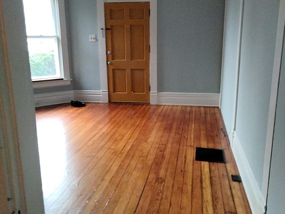 3rd image of 343 Woodland Ave APT A