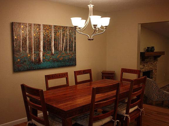 5th image of 3329 Betts Dr NE