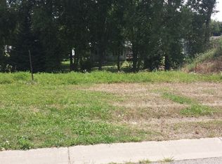 230 Thomas Dr, Rollingstone, MN 55969