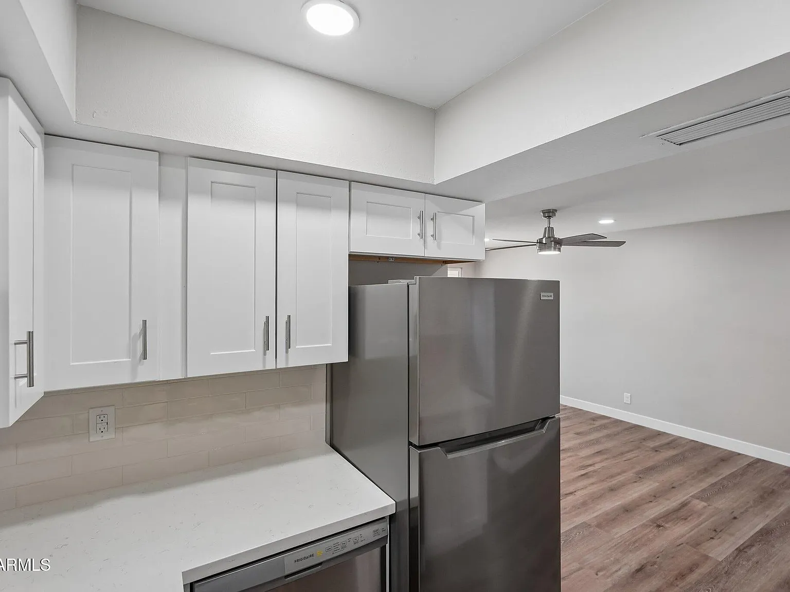 1 bed, 800 sqft, $1,695 — Photo 4