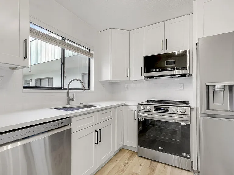 15072 Ashland Pl #132 — Photo 3