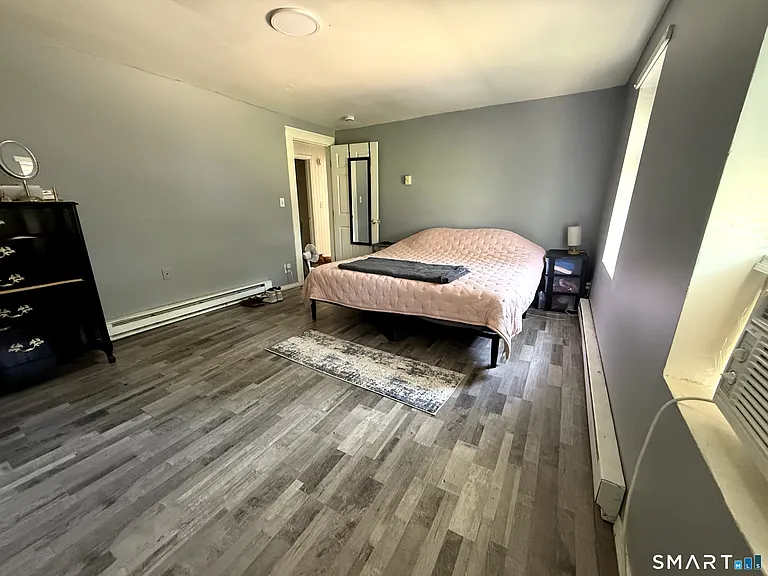 786 Plainfield Rd — Photo 7