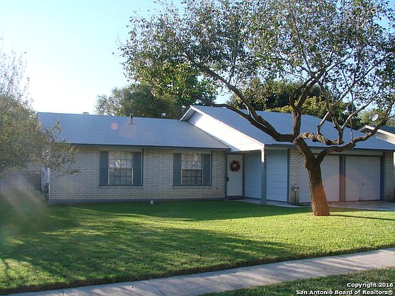 3rd image of 8515 Glen Shadow Dr