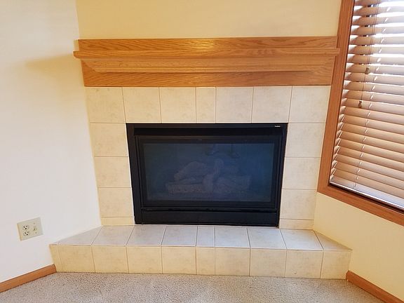 5th image of 6680 183rd St APT 1C