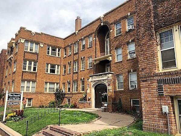 1st image of 600 W Franklin Ave