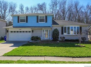 100 Deerchase Rd, Buffalo, NY 14224