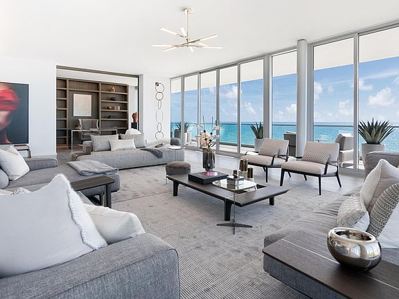 4th image of 321 Ocean Dr
