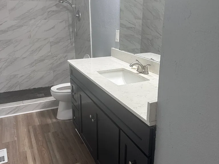 2030 Harold Ct — Photo 20