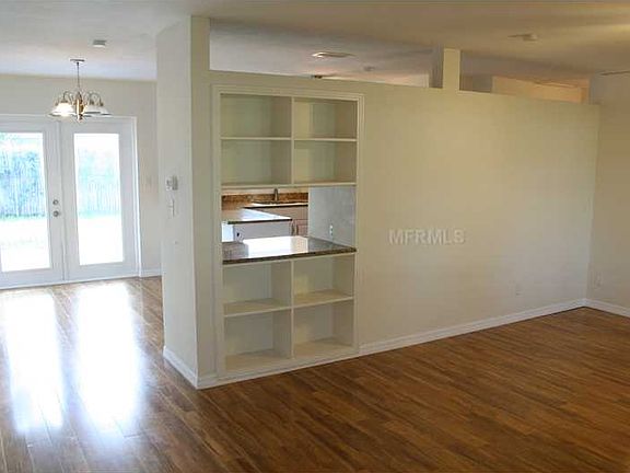 3rd image of 4495 6th St NE