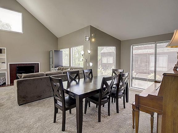 5th image of 119 Peter Coutts Cir