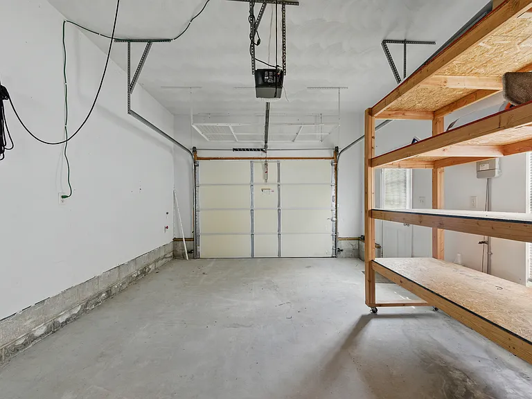 1023 Snead Dr — Photo 28