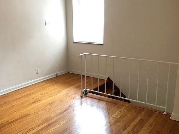 5th image of 6337 Sutherland Ave #2F
