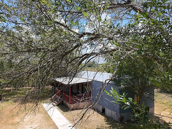 5th image of 18490 La Gloria Rd