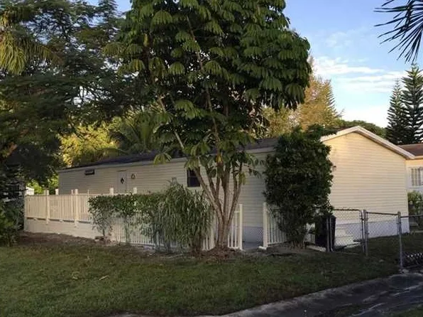 35250 SW 177th Ct Unit 180, Homestead, FL 33034