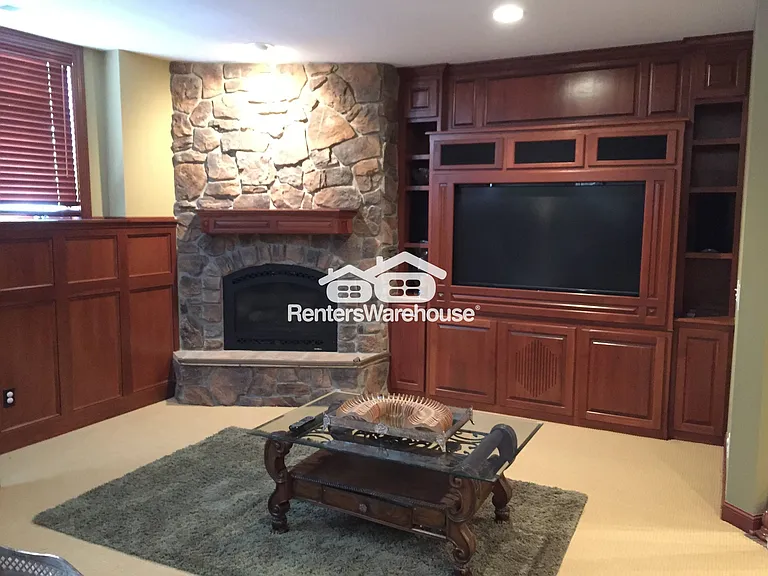 2470 Arnold Palmer Dr — Photo 11
