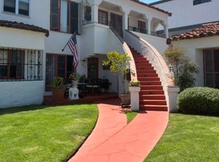 910 9th St, Coronado, CA 92118