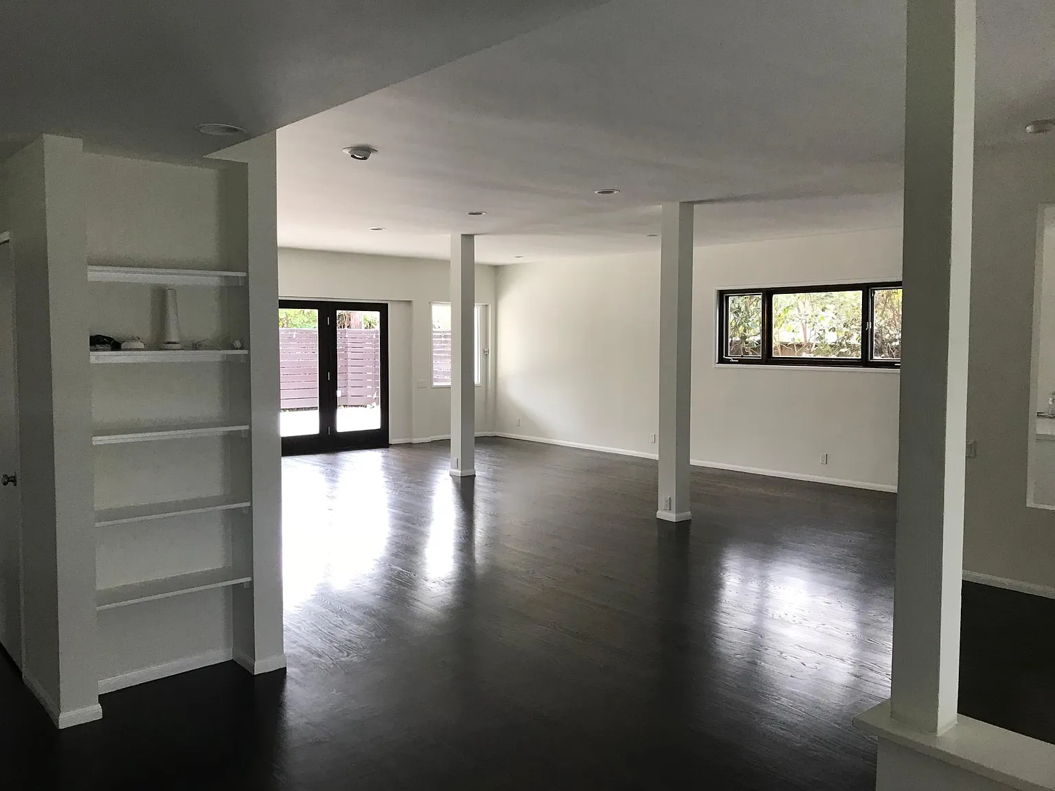 11336 Montana Ave — Photo 4