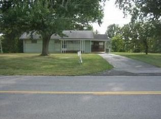 205 Park St, Vienna, IL 62995
