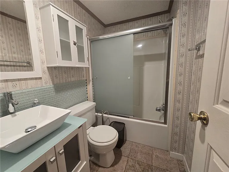 330 McClain Dr — Photo 7
