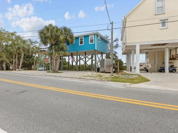 16360 Airport Rd, Cedar Key, FL 32625