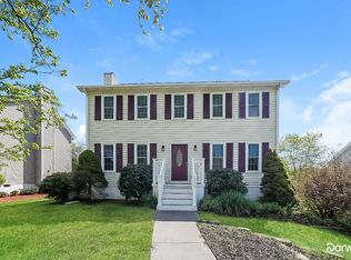 213 Creeksedge Ct, Winston Salem, NC 27105