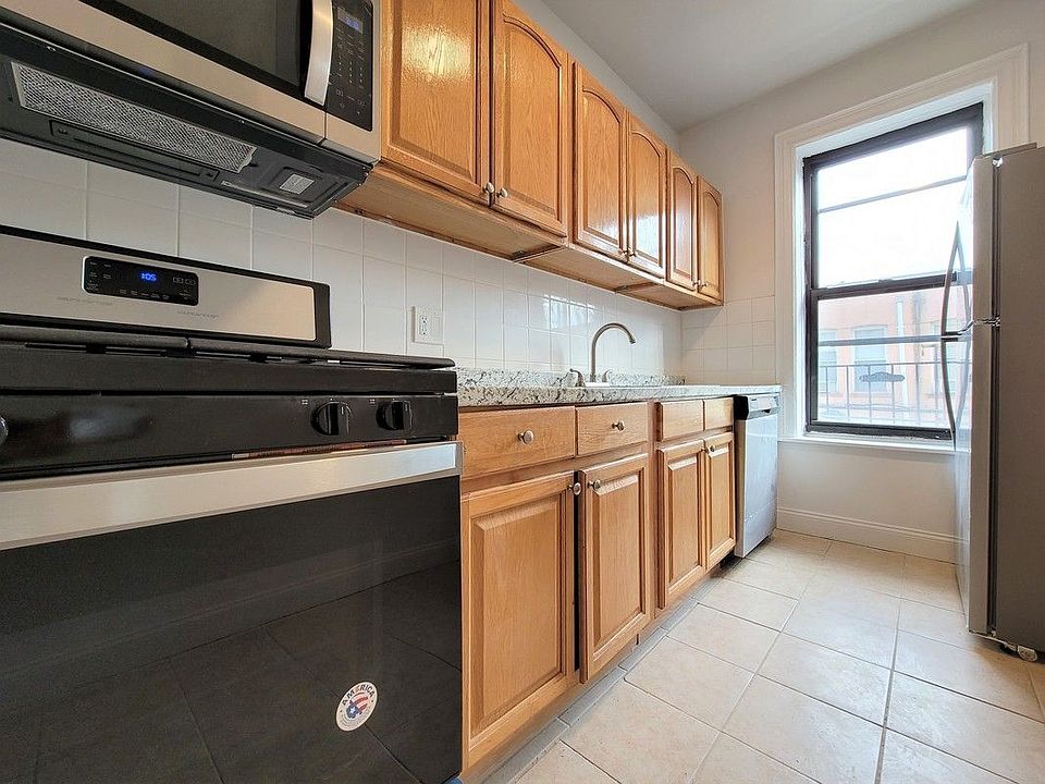 1st image of 31-49 29th St #B11