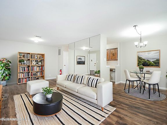 4th image of 123 Cortelyou Ave #2-4