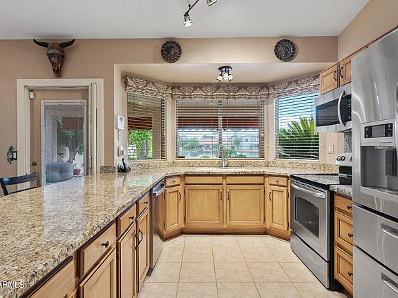 2nd image of 11121 W PRIMROSE Lane