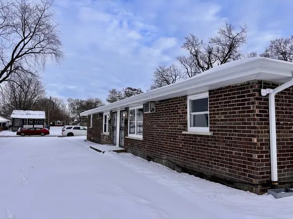 671 N Chicago Ave, Kankakee, IL 60901