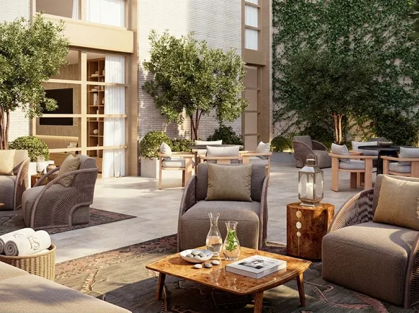 350 East 18th Street image 1 of 17