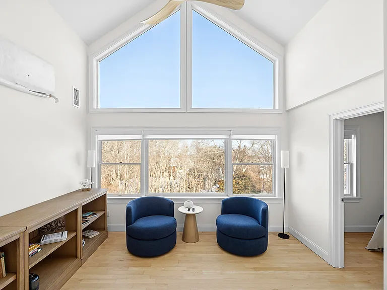 4 Bayberry Rd — Photo 25