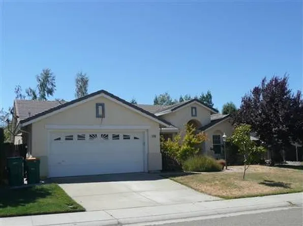 4730 Thoreau Dr, Cameron Park, CA 95682