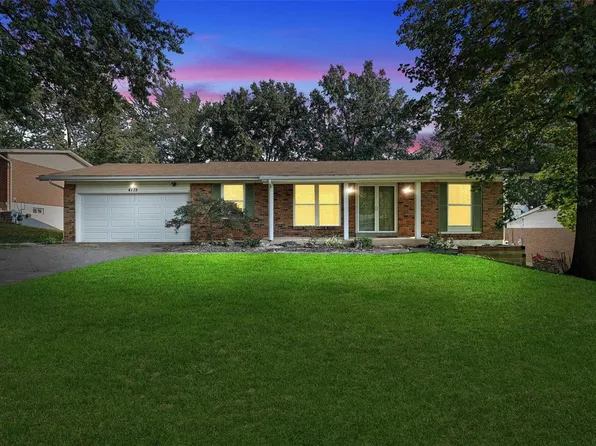 4775 Parkton Pl, Florissant, MO 63033